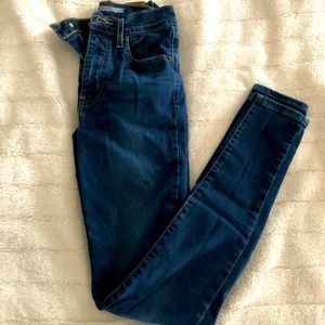 Levi’s Mile High Skinny Jeans